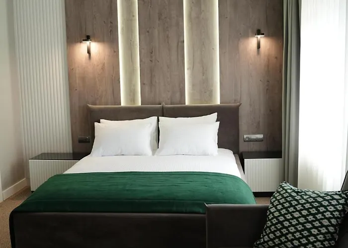 Hotel Forrest