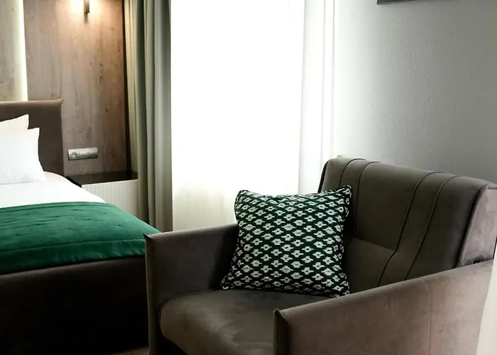 Forrest Hotel